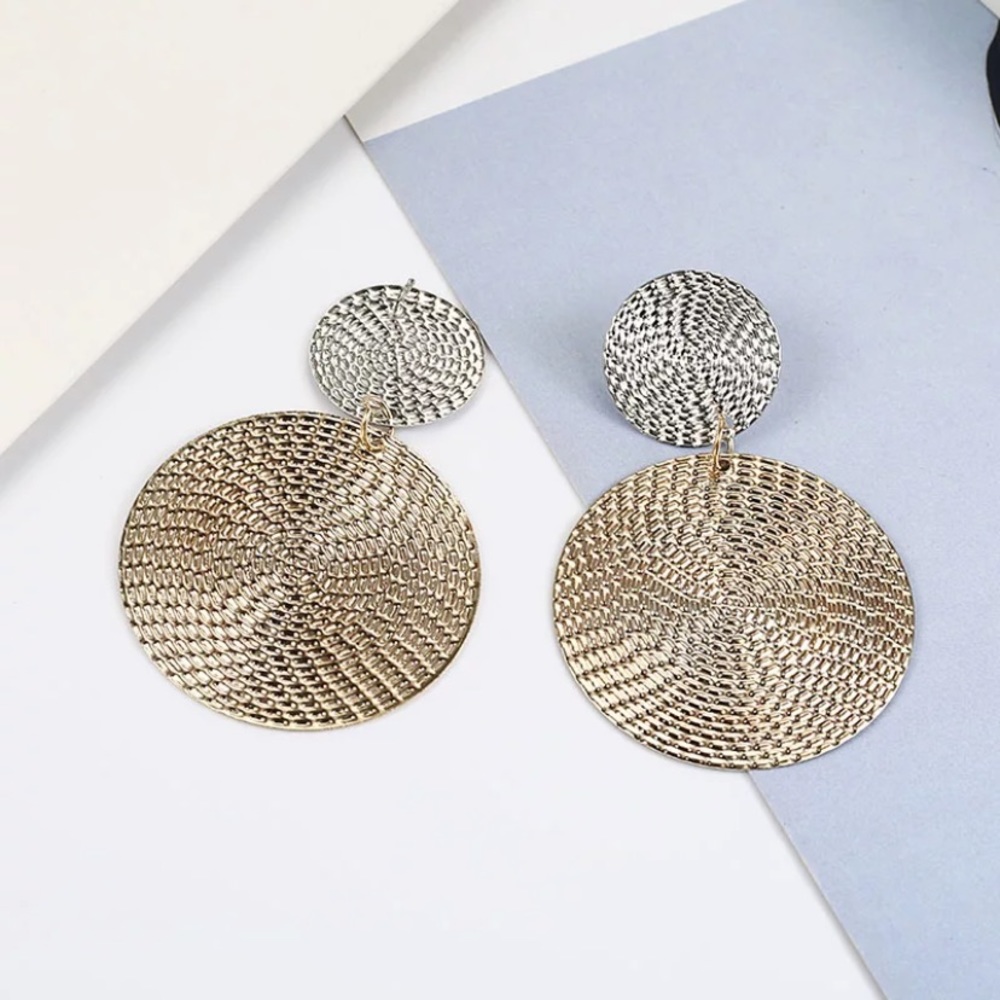 Two Tone Geometric Earrings - Picture 5 of 7